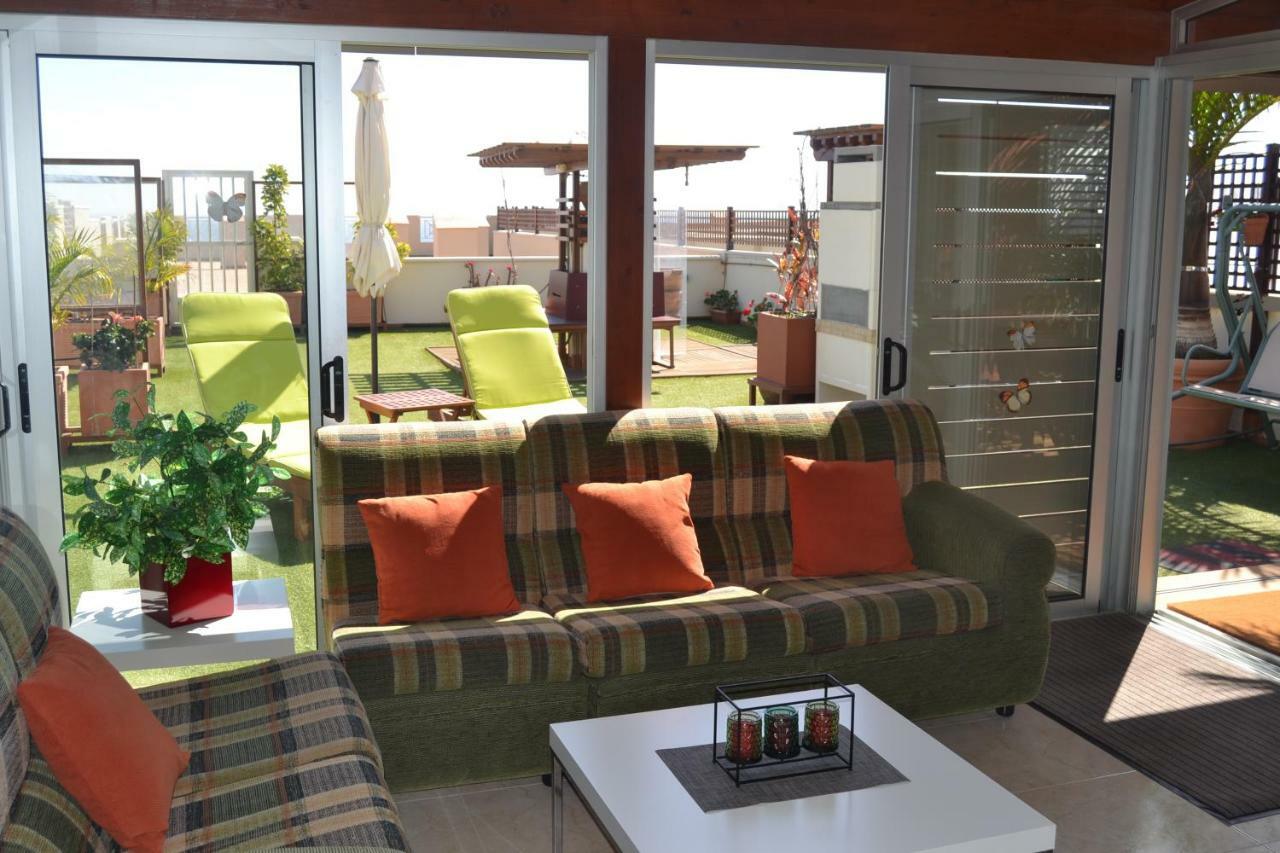 Apartamento Vacacional Atico Frente Al Mar كانديلاريا المظهر الخارجي الصورة