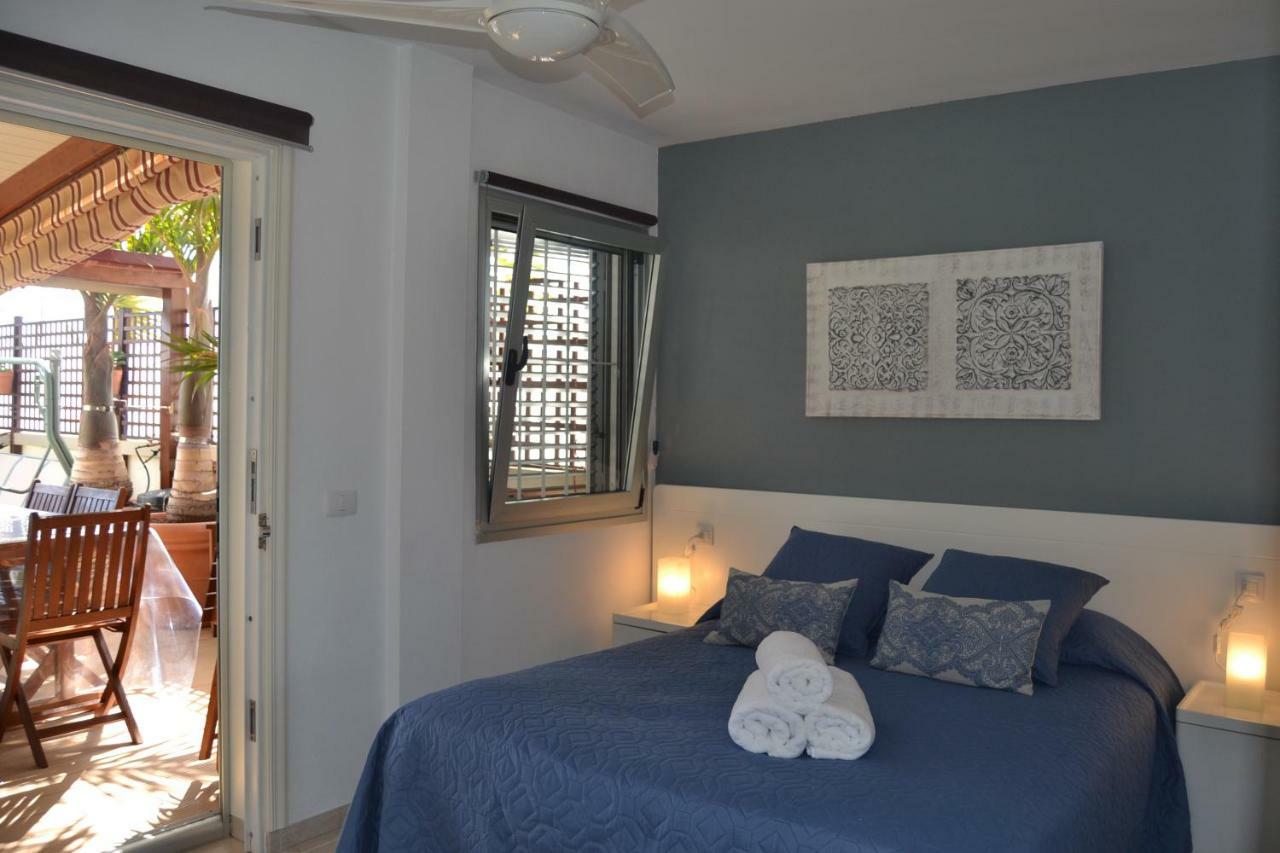 Apartamento Vacacional Atico Frente Al Mar كانديلاريا المظهر الخارجي الصورة