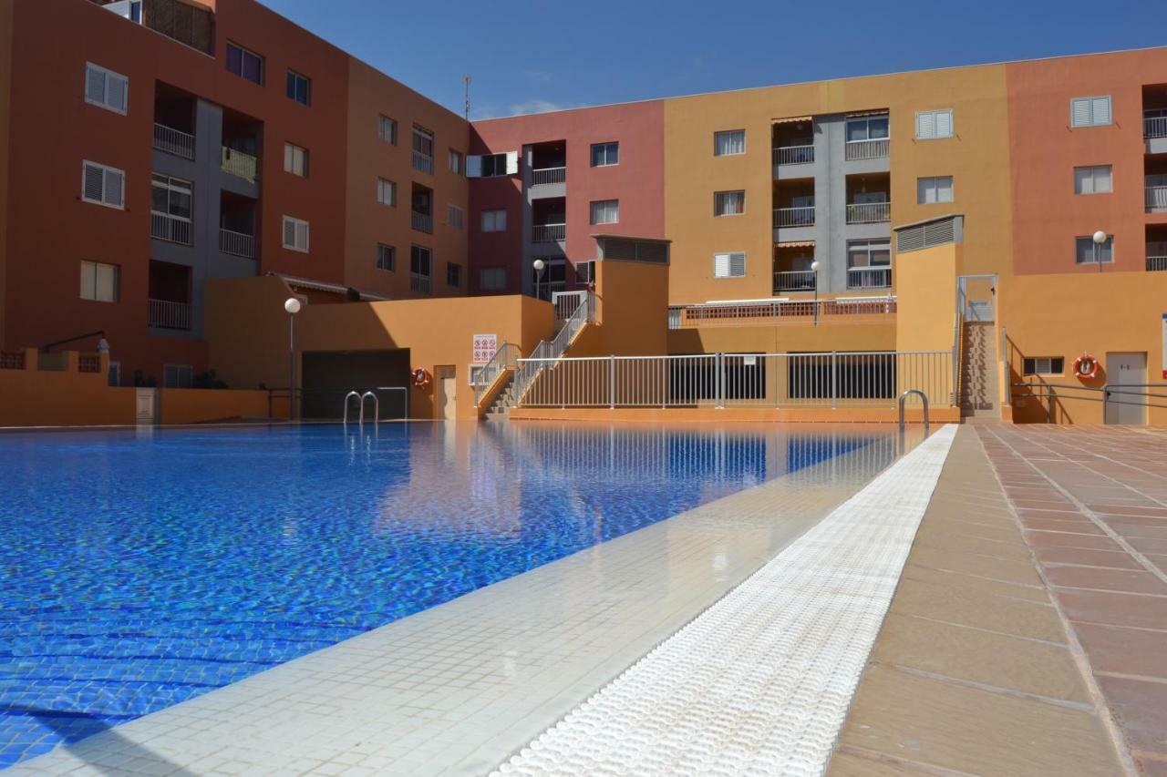 Apartamento Vacacional Atico Frente Al Mar كانديلاريا المظهر الخارجي الصورة